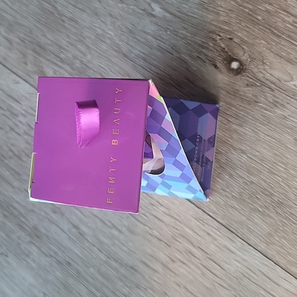 NEW GLOSS BOMB CRYSTAL HOLOGRAPHIC LIP LUMINIZER LIMITED EDITION 🪩 - Picture 5 of 17